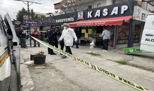 Sakarya’da tartıştığı kişiyi silahla öldüren zanlı tutuklandı Sakarya’da tartıştığı kişiyi silahla öldüren zanlı tutuklandı