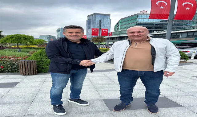 Samsunspor, teknik direktör Eroğlu 3 yıl daha devam etme kararı aldı Samsunspor, teknik direktör Eroğlu 3 yıl daha devam etme kararı aldı