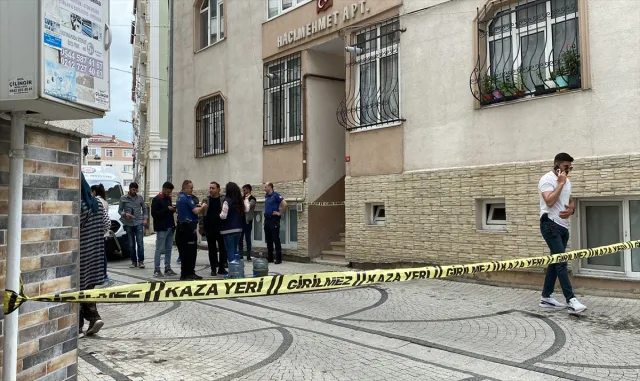 16 yaşındaki çocuk annesini, ablasını ve komşusunu öldürdü 16 yaşındaki çocuk annesini, ablasını ve komşusunu öldürdü