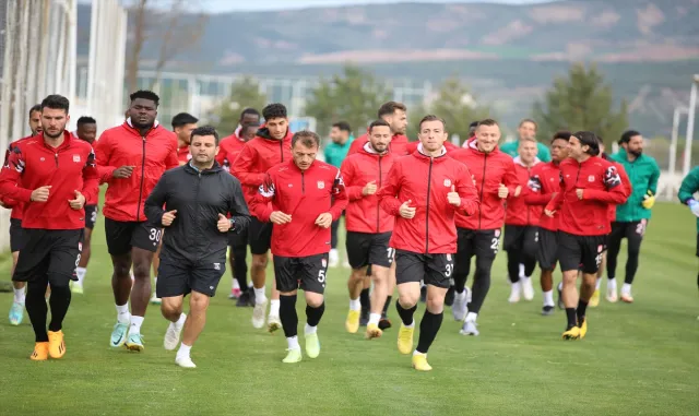 Sivasspor, Kasımpaşa maçının hazırlıklarına başladı Sivasspor, Kasımpaşa maçının hazırlıklarına başladı