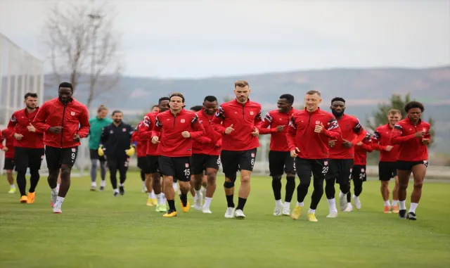 Sivasspor, Ümraniyespor maçının hazırlıklarını tamamladı Sivasspor, Ümraniyespor maçının hazırlıklarını tamamladı
