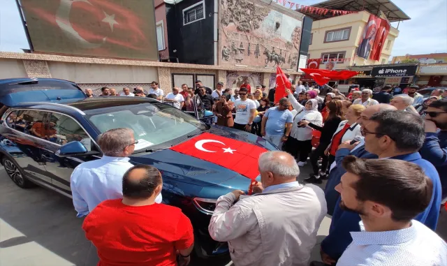 Türkiye’nin yerli otomobili Togg, Hatay Erzin’de sergilendi Türkiye’nin yerli otomobili Togg, Hatay Erzin’de sergilendi
