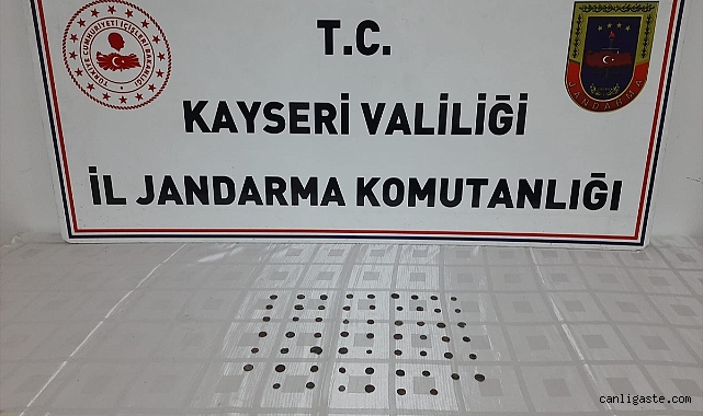 Aile kökenleri Roma’ya dayanmıyorsa sikkeler nereden çıktı? Yer: Kayseri Aile kökenleri Roma’ya dayanmıyorsa sikkeler nereden çıktı? Yer: Kayseri