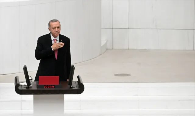 Cumhurbaşkanı Erdoğan Meclis’te yemin etti Cumhurbaşkanı Erdoğan Meclis’te yemin etti