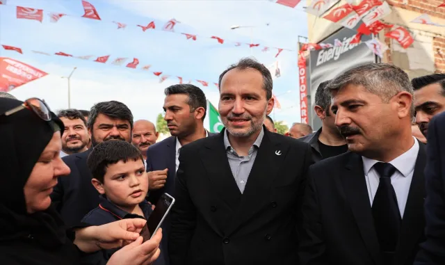 Fatih Erbakan, partisinin Silivri İlçe Teşkilatı binasının açılışına katıldı: Fatih Erbakan, partisinin Silivri İlçe Teşkilatı binasının açılışına katıldı: