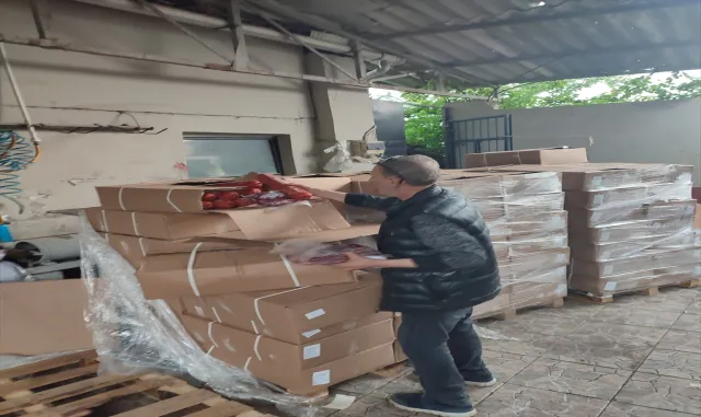 GÜNCELLEME - Bursa’da sağlıksız koşullarda depolanan 3 ton 800 kilogram et imha edildi GÜNCELLEME - Bursa’da sağlıksız koşullarda depolanan 3 ton 800 kilogram et imha edildi