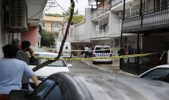 GÜNCELLEME - İzmir’de bir evde Türkmenistan uyruklu 4 kişinin cesedi bulundu GÜNCELLEME - İzmir’de bir evde Türkmenistan uyruklu 4 kişinin cesedi bulundu