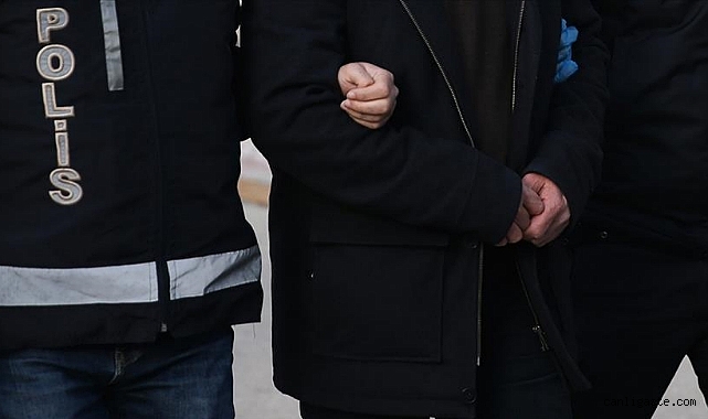 İstanbul’da eşzamanlı DEAŞ operasyonu: 7 gözaltı İstanbul’da eşzamanlı DEAŞ operasyonu: 7 gözaltı