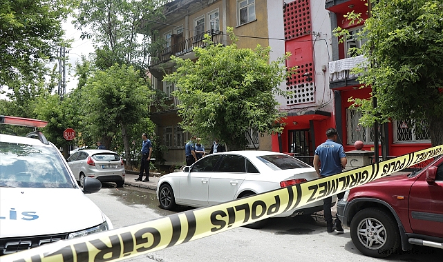 Kayseri’de mali müşavire işyeri önünde silahlı saldırı Kayseri’de mali müşavire işyeri önünde silahlı saldırı