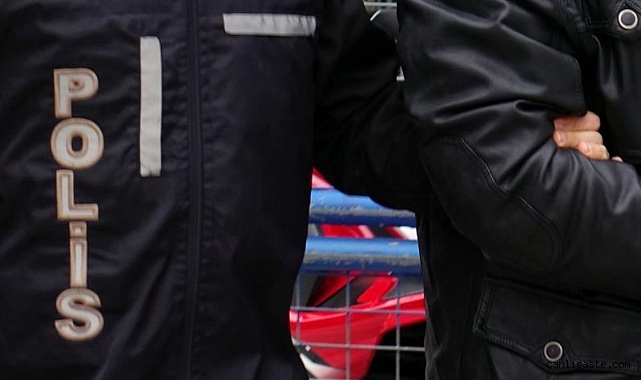 Kayseri’de ruhsatsız silah operasyonu: 2 gözaltı Kayseri’de ruhsatsız silah operasyonu: 2 gözaltı