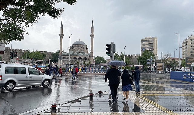 Kayseri’de sağanak etkili oldu! Kayseri’de sağanak etkili oldu!