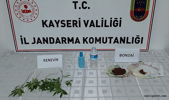 Kayseri’de uyuşturucu operasyonu: 3 gözaltı Kayseri’de uyuşturucu operasyonu: 3 gözaltı
