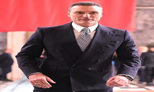 Milletvekilleri kayıt yaptırıyor Milletvekilleri kayıt yaptırıyor