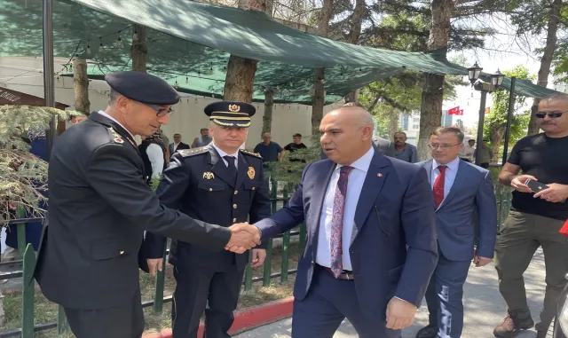 Niğde’de bayramlaşma programı düzenlendi Niğde’de bayramlaşma programı düzenlendi