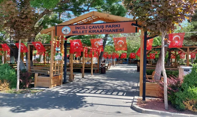 Tomarza’da belediye ekipleri bayram temizliğine başladı Tomarza’da belediye ekipleri bayram temizliğine başladı