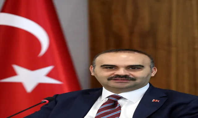 Bakan Kacır’dan deprem bölgesi için 450 milyon dolarlık finansman açıklaması: Bakan Kacır’dan deprem bölgesi için 450 milyon dolarlık finansman açıklaması: