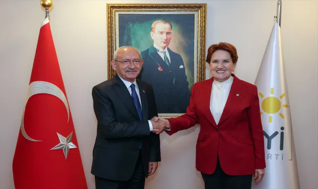 CHP Genel Başkanı Kılıçdaroğlu’ndan İYİ Parti Genel Başkanı Akşener’e ziyaret CHP Genel Başkanı Kılıçdaroğlu’ndan İYİ Parti Genel Başkanı Akşener’e ziyaret