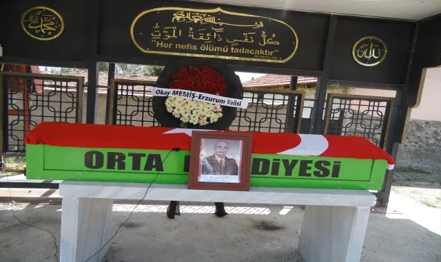 Eski Orta Belediye Başkanı Koçak, son yolculuğuna uğurlandı Eski Orta Belediye Başkanı Koçak, son yolculuğuna uğurlandı