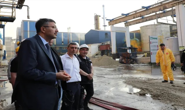 GÜNCELLEME - Kütahya’da azot fabrikasında nitrik asit sızıntısı meydana geldi GÜNCELLEME - Kütahya’da azot fabrikasında nitrik asit sızıntısı meydana geldi