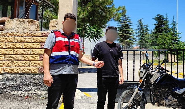 Kayseri’de jandarma eliyle koymuş gibi buldu! Kayseri’de jandarma eliyle koymuş gibi buldu!