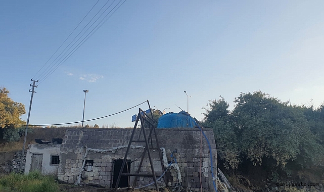 Kayseri’de temizlemek için girdiği su tankında mahsur kaldı Kayseri’de temizlemek için girdiği su tankında mahsur kaldı