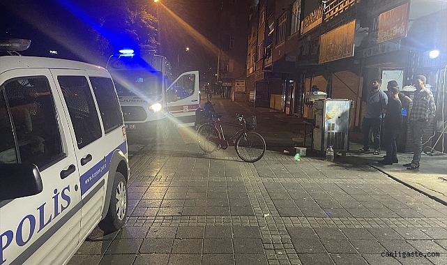 Kayseri Olay! Parkta otururken silahlı saldırıya uğrayan 3 kişi yaralandı Kayseri Olay! Parkta otururken silahlı saldırıya uğrayan 3 kişi yaralandı