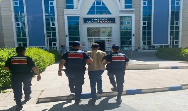 Kırşehir’de tavuk çalan şüpheli tutuklandı Kırşehir’de tavuk çalan şüpheli tutuklandı