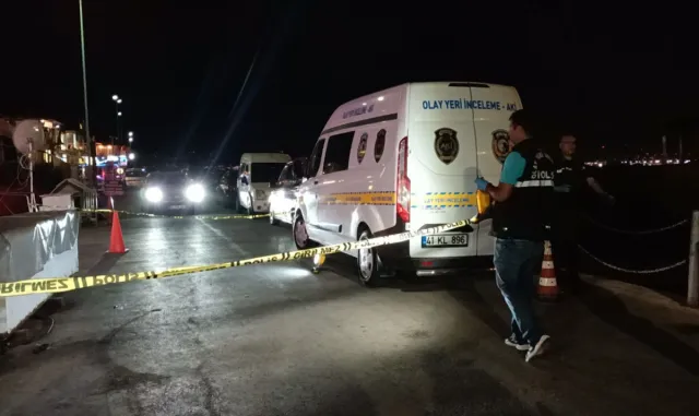 Kocaeli’de bir kadını tabancayla yaraladığı iddia edilen şüpheli tutuklandı Kocaeli’de bir kadını tabancayla yaraladığı iddia edilen şüpheli tutuklandı