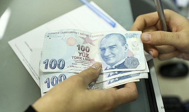 Memur maaşı düzenlemesi Komisyon’da kabul edildi Memur maaşı düzenlemesi Komisyon’da kabul edildi