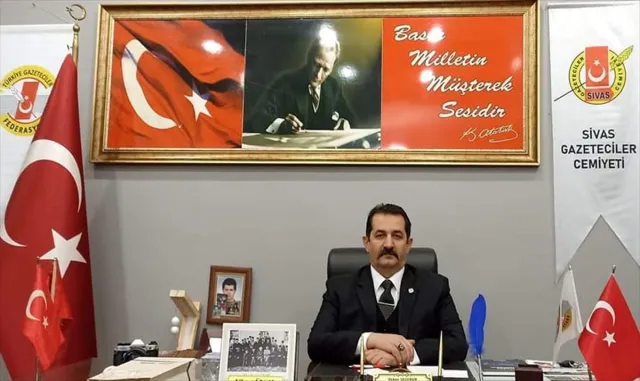 Sivas Gazeteciler Cemiyeti Başkanı Sezerer’den 24 Temmuz Gazeteciler ve Basın Bayramı mesajı Sivas Gazeteciler Cemiyeti Başkanı Sezerer’den 24 Temmuz Gazeteciler ve Basın Bayramı mesajı