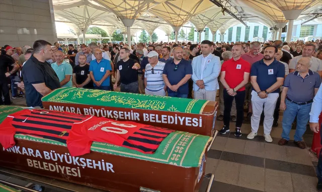 Tevfik Gülcan son yolculuğuna uğurlandı Tevfik Gülcan son yolculuğuna uğurlandı