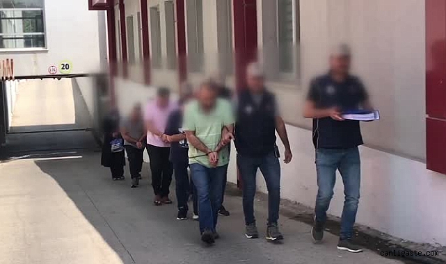 Adana merkezli 3 ilde terör operasyonu: 5 gözaltı Adana merkezli 3 ilde terör operasyonu: 5 gözaltı