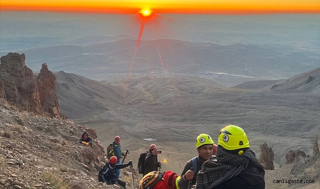 Erciyes’te zirve tırmanışı heyecanı Erciyes’te zirve tırmanışı heyecanı