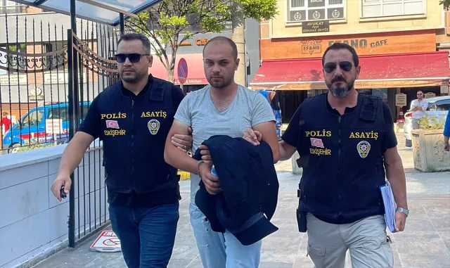 GÜNCELLEME - Eskişehir’de kavgada bıçaklanan 2 gençten biri öldü GÜNCELLEME - Eskişehir’de kavgada bıçaklanan 2 gençten biri öldü