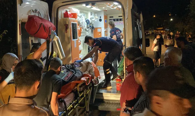 GÜNCELLEME - Manisa’da pompalı tüfekle vurulan kişi hastanede öldü GÜNCELLEME - Manisa’da pompalı tüfekle vurulan kişi hastanede öldü