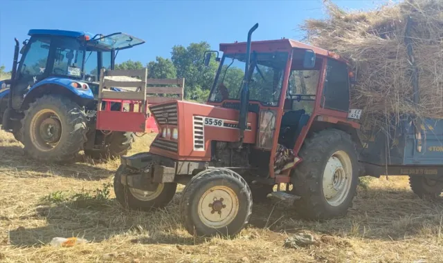 GÜNCELLEME - Uşak’ta iki traktör arasında kalan kişi hayatını kaybetti GÜNCELLEME - Uşak’ta iki traktör arasında kalan kişi hayatını kaybetti