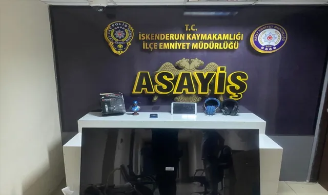Hatay’da hırsızlık şüphesiyle 2 kişi tutuklandı Hatay’da hırsızlık şüphesiyle 2 kişi tutuklandı