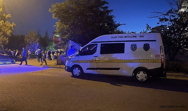 Kayseri’de düğünde silahlı kavga: 3 yaralı Kayseri’de düğünde silahlı kavga: 3 yaralı