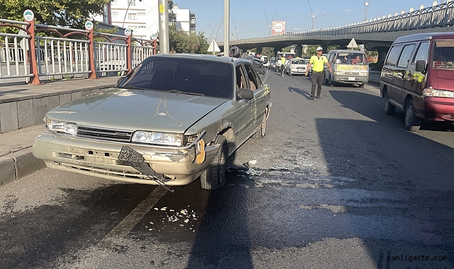 Kayseri’de ’dur’ ihtarına uymadı birçok araca çarptı! Yakalandı Kayseri’de ’dur’ ihtarına uymadı birçok araca çarptı! Yakalandı