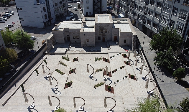 Kayseri’de Gavremoğlu Konağı restorasyonu tamamlandı kafe oldu Kayseri’de Gavremoğlu Konağı restorasyonu tamamlandı kafe oldu