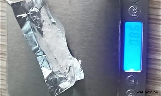 Kayseri Talas’ta durdurulan şüpheli araçta uyuşturucu çıktı Kayseri Talas’ta durdurulan şüpheli araçta uyuşturucu çıktı