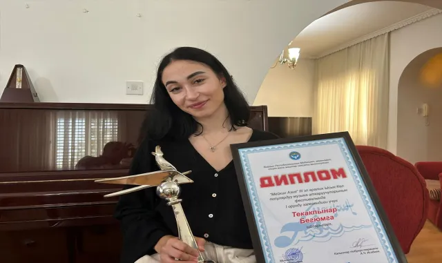 Kırgızistan’daki müzik festivalinin birincisi Begüm Tekakpınar, KKTC’nin tanıtımı için çalışacak Kırgızistan’daki müzik festivalinin birincisi Begüm Tekakpınar, KKTC’nin tanıtımı için çalışacak
