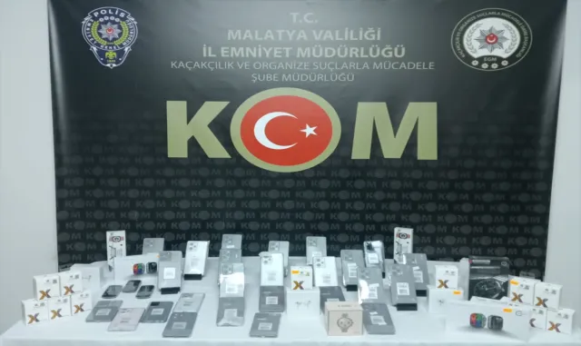 Malatya’da kaçakçılık operasyonlarında 5 şüpheli yakalandı Malatya’da kaçakçılık operasyonlarında 5 şüpheli yakalandı