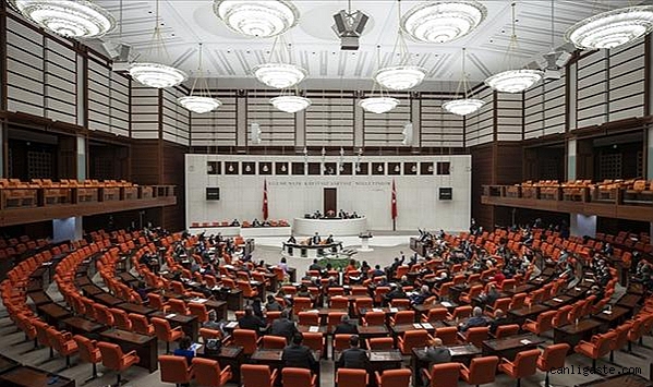 Meclis olağanüstü toplanıyor Meclis olağanüstü toplanıyor