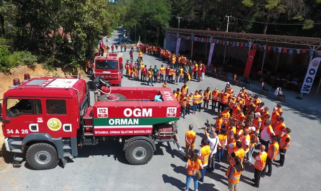 Orman yangınlarına "gönüllü" kalkanı Orman yangınlarına "gönüllü" kalkanı