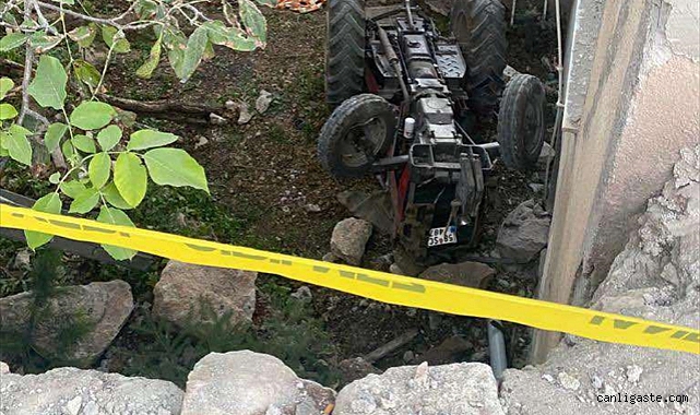 Sivas’ta traktör devrildi: 2 kişi yaşamını yitirdi Sivas’ta traktör devrildi: 2 kişi yaşamını yitirdi