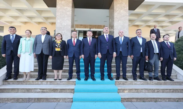 Adalet Bakanı Yılmaz Tunç, Gaziantep’te soruları yanıtladı: (1) Adalet Bakanı Yılmaz Tunç, Gaziantep’te soruları yanıtladı: (1)
