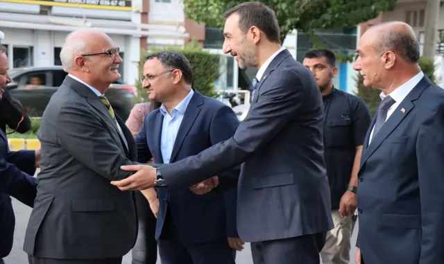 AK Parti Yerel Yönetimler Başkanı Yılmaz, Kilis’te konuştu: AK Parti Yerel Yönetimler Başkanı Yılmaz, Kilis’te konuştu:
