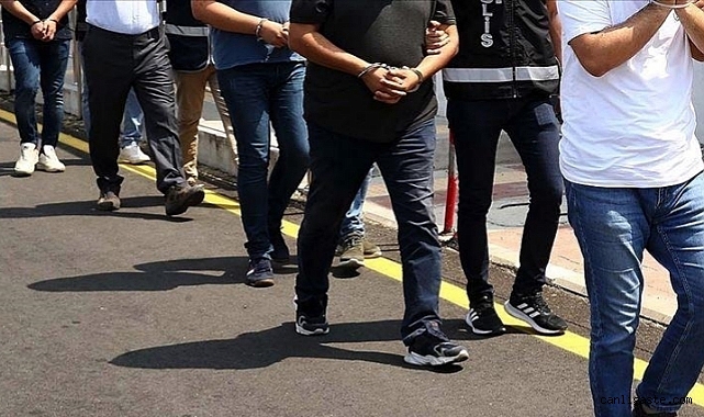 Ankara merkezli 16 ilde FETÖ soruşturması: 23 zanlı yakalandı Ankara merkezli 16 ilde FETÖ soruşturması: 23 zanlı yakalandı