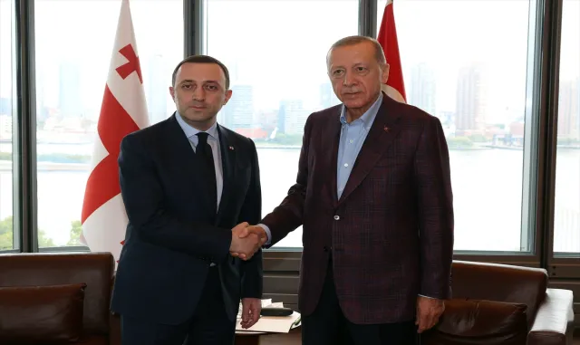 Cumhurbaşkanı Erdoğan, Gürcistan Başbakanı Garibaşvili’yi kabul etti Cumhurbaşkanı Erdoğan, Gürcistan Başbakanı Garibaşvili’yi kabul etti